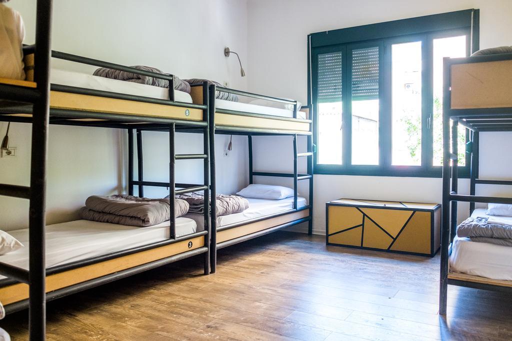 Destil Hostel Tiran Dış mekan fotoğraf