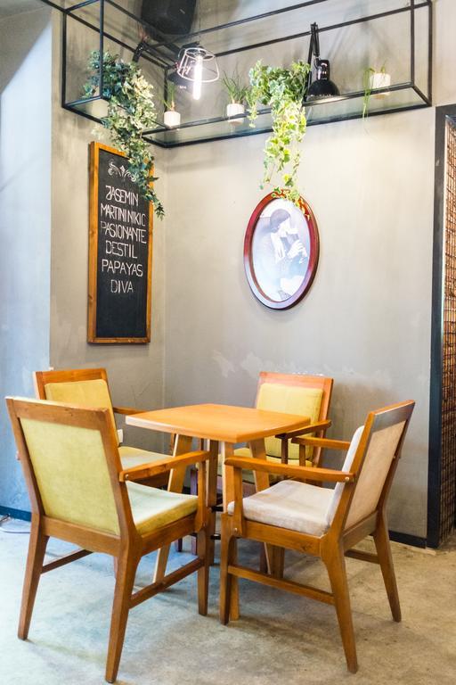 Destil Hostel Tiran Dış mekan fotoğraf